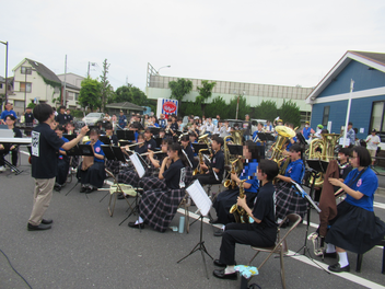 第6回の様子(地域の子ども達の演奏)