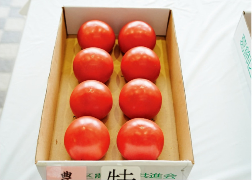 杉浦さんが出品したトマト(大)の写真